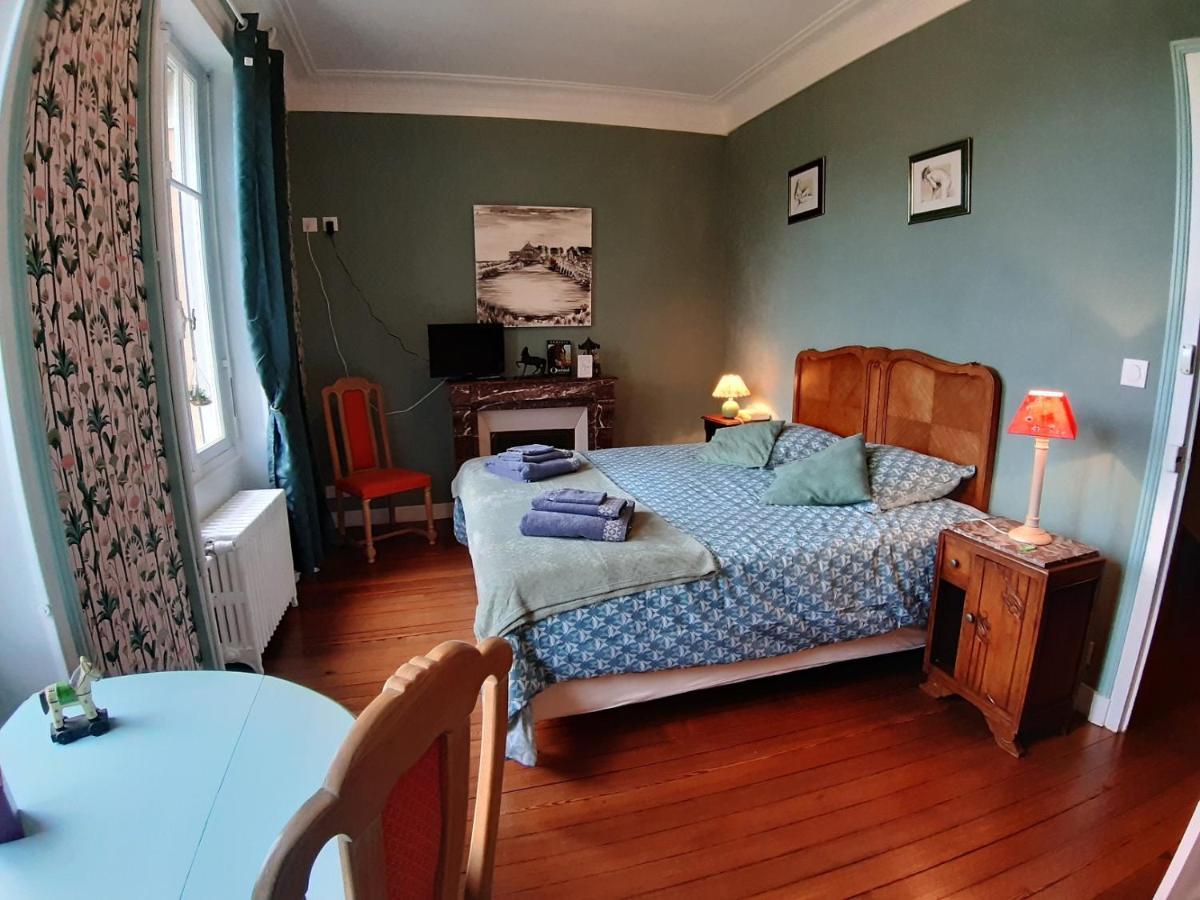 Bed and Breakfast La Garenne Bricquebec Экстерьер фото